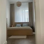 Modern Uj Lakas A Belvarosban Апартаменты *